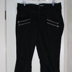 Torrid Black Jeans w/zipper details